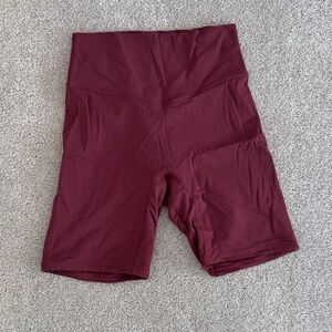Vitality Cloud Biker Shorts - Maroon